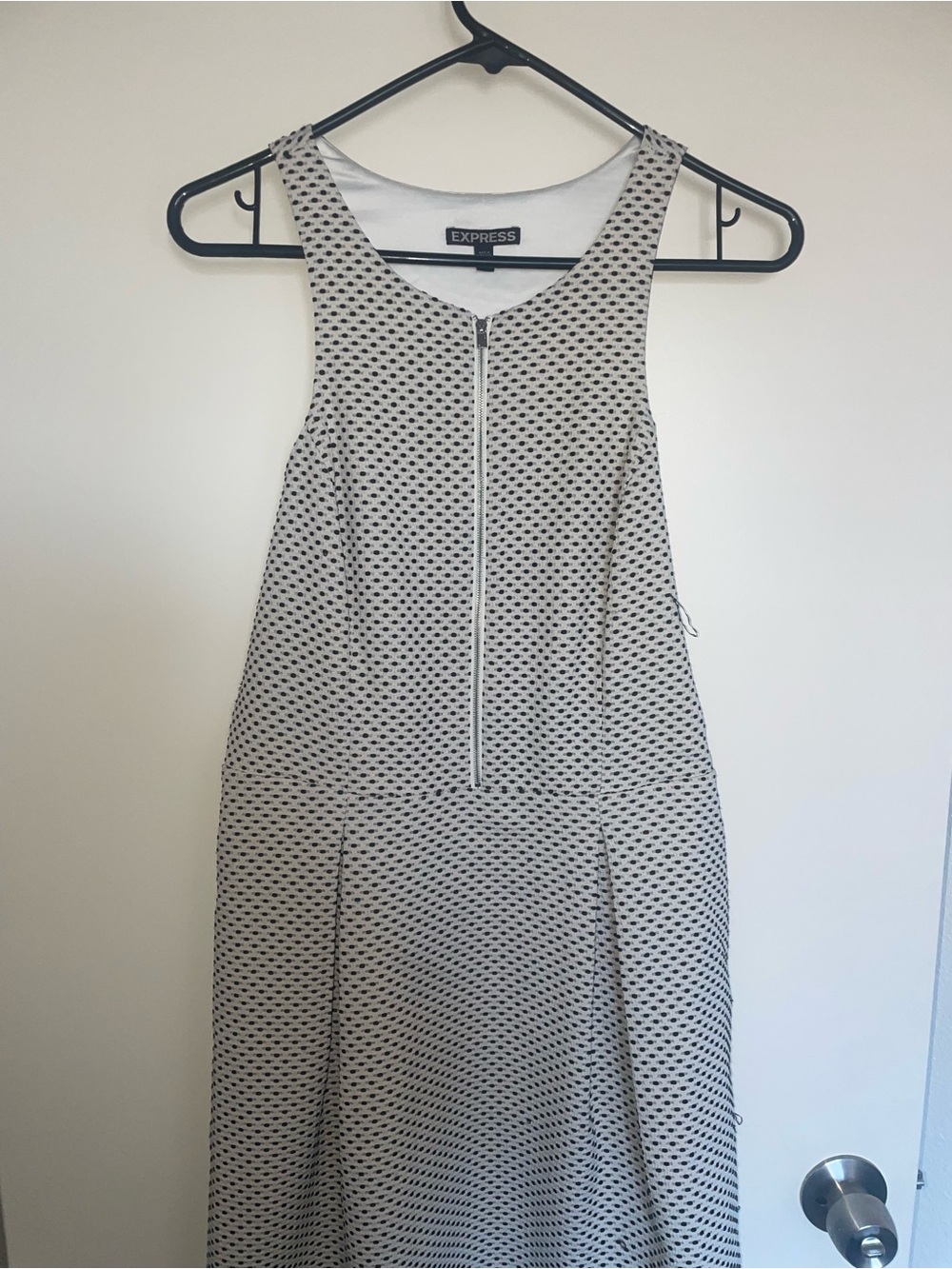 Express Women's White & Black Textured Zip-Front Dress